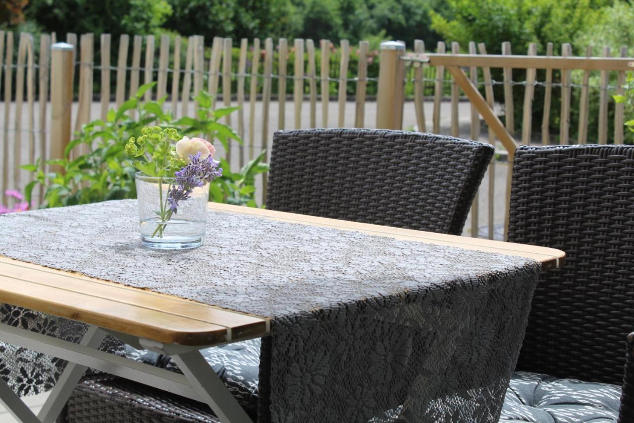 שטאופן אין בריישגאו Ferienwohnung Im Weingewoelbe מראה חיצוני תמונה